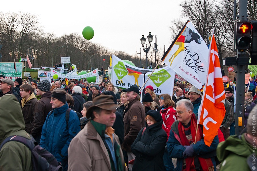 4. Демонстрация против ГМП