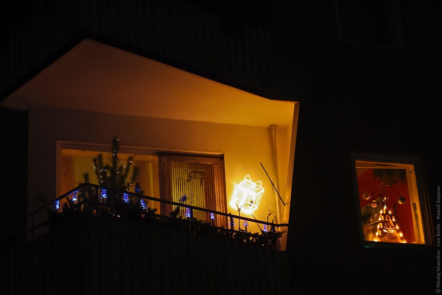 liveberlin-1852-xmas-balkonies