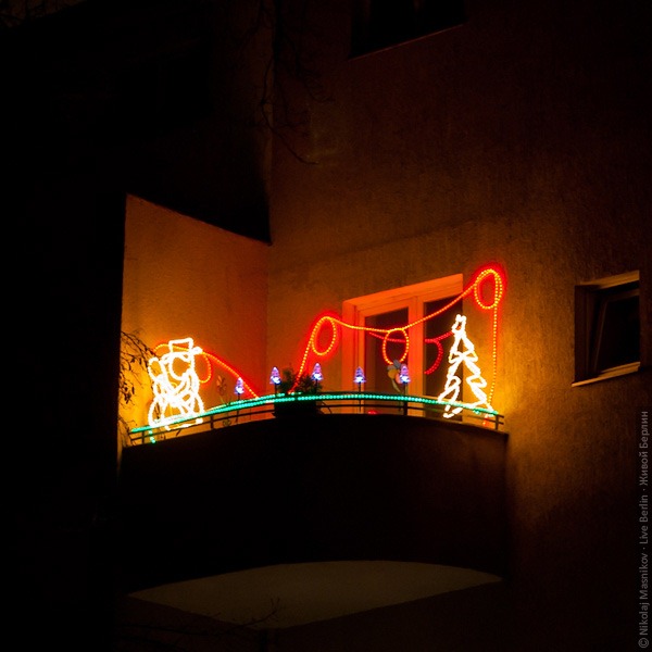 liveberlin-1873-xmas-balkonies