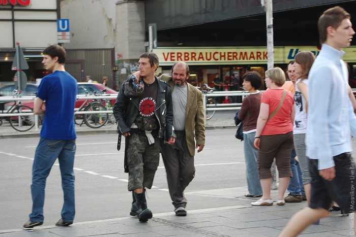 liveberlin-1114-zoo-crossing