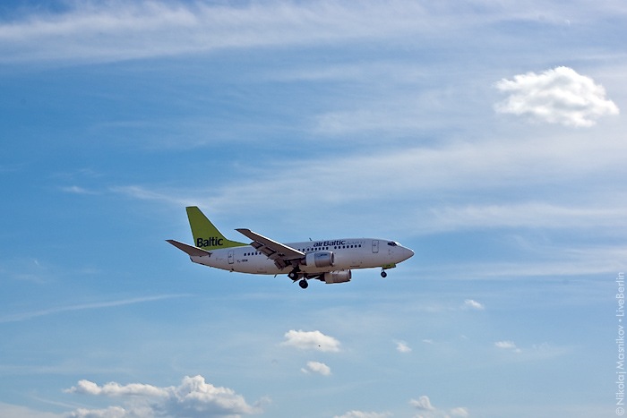 liveberlin-1156-tegel-low-flying-planes