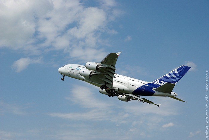 Airbus A380 на&nbsp;авиа-шоу ILA 2010