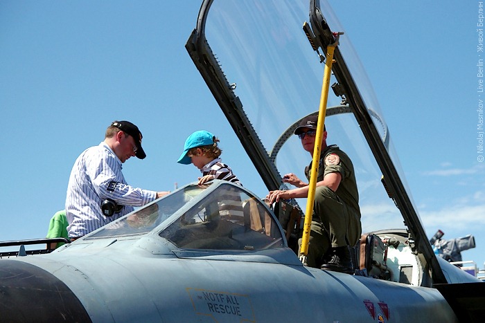 Авиа-шоу ILA 2010