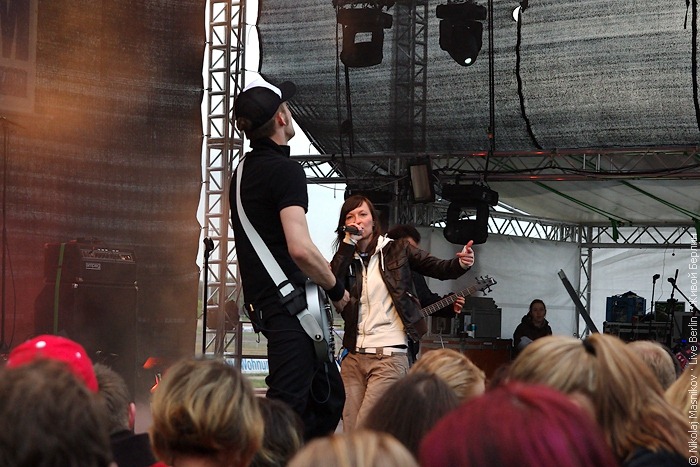 Fireflies на&nbsp;концерте «Ночь русского рока 2010»